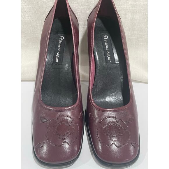 Etienne Aigner Burgundy Heels - Picture 1 of 11